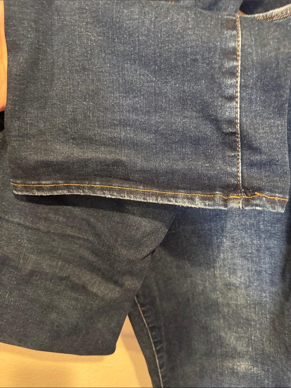 Good American Good Classic Bootcut High-Rise 33.5” Inseam, size 14-18 - Picture 3 of 5